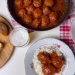 Meatballs in mint sauce